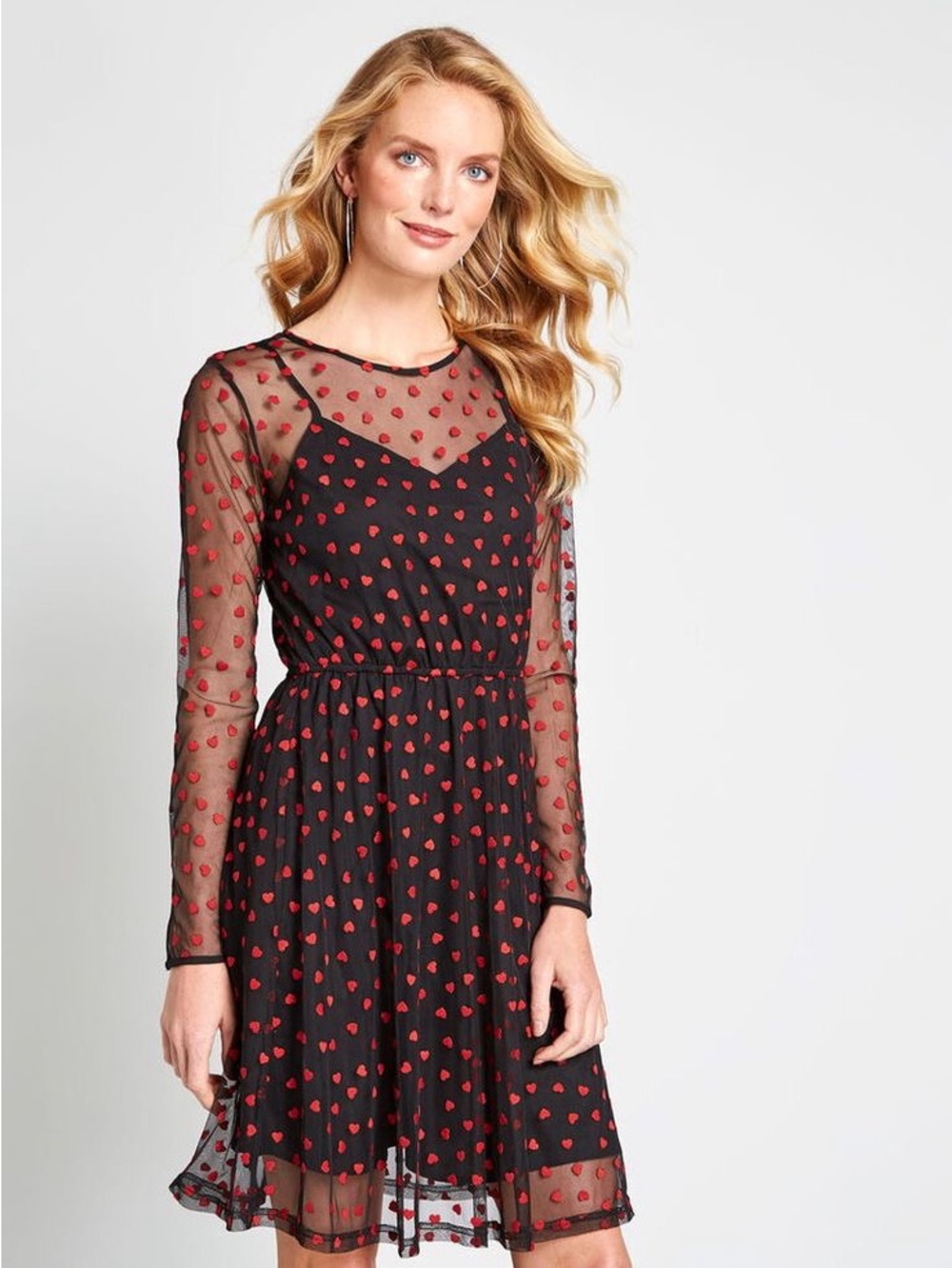 EUC 2X Modcloth Dazzle Do It Lovecore Valentine’s Red Embroidered Hearts Dress